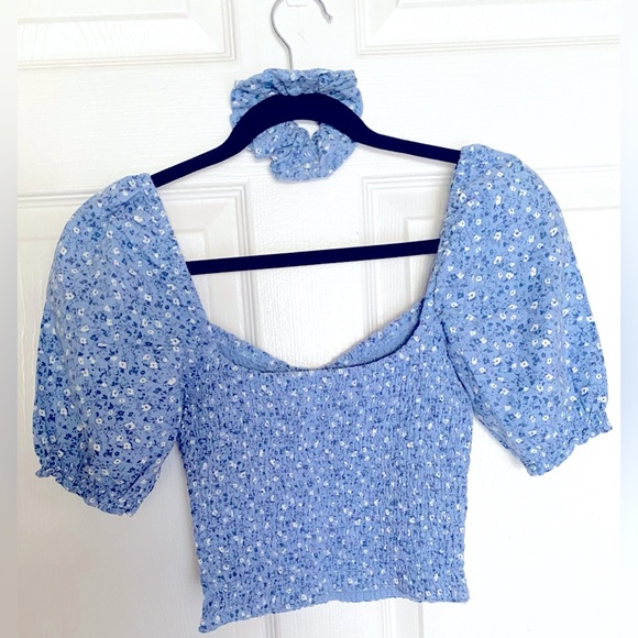 Abercrombie & Fitch Womens Blue and White Matching Blouse and Skirt with Hairtie - Picture 3 of 10